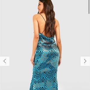 NWT Boohoo Zebra Cowl neck dress